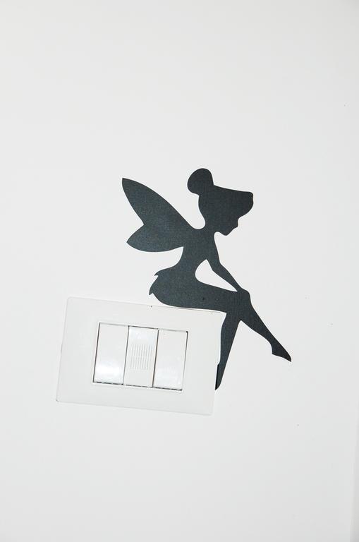 לינה וארוחת בוקר רומא Tinkerbell מראה חיצוני תמונה